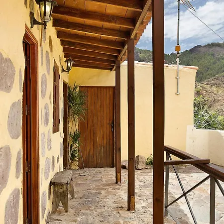 Orman Evi Charming Lodge In Las Palmas De Gran Canaria With Private Pool